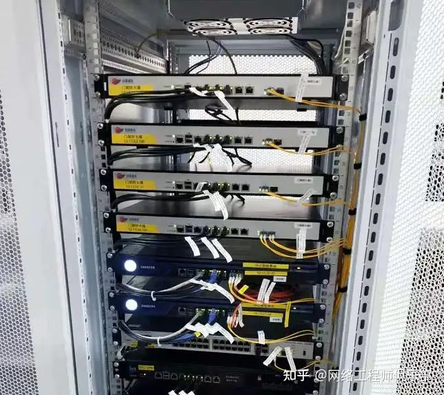 关于路由器和交换机的问题,谁能解答一下?